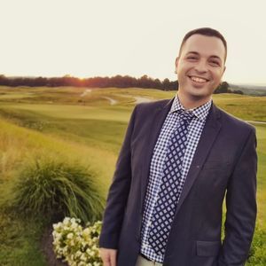 Meet your Posher, Alex